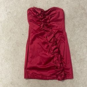 Red strapless short cocktail dress. Size 7.